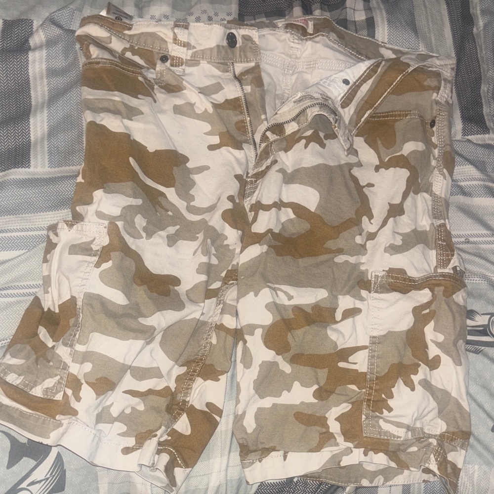 Camouflage Cargo Shorts
